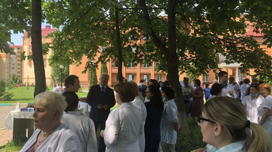 Алексей Солдатенко посетил празднование Дня медика в Перхушковской больнице