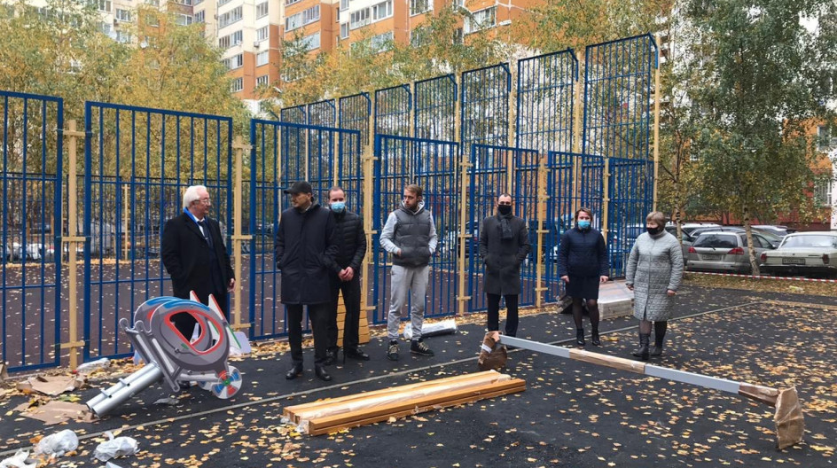 Алексей Солдатенко оценил качество проведения комплексного благоустройства в посёлке ВНИИССОК