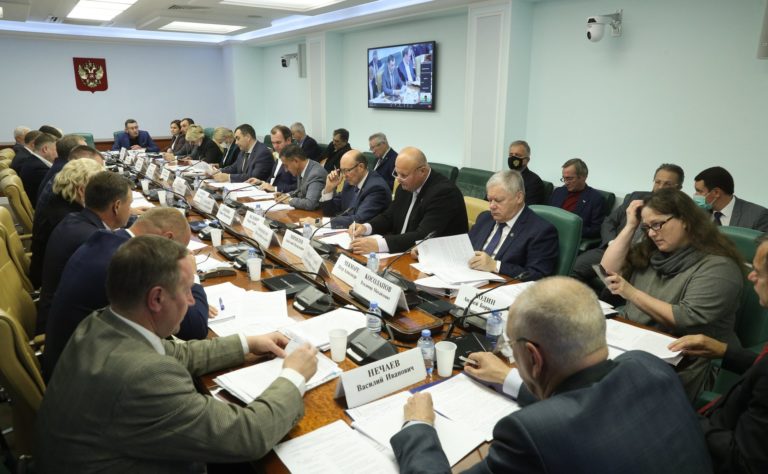 В Совете Федерации обсудили тему законодательного обеспечения развития селекции и семеноводства в стране