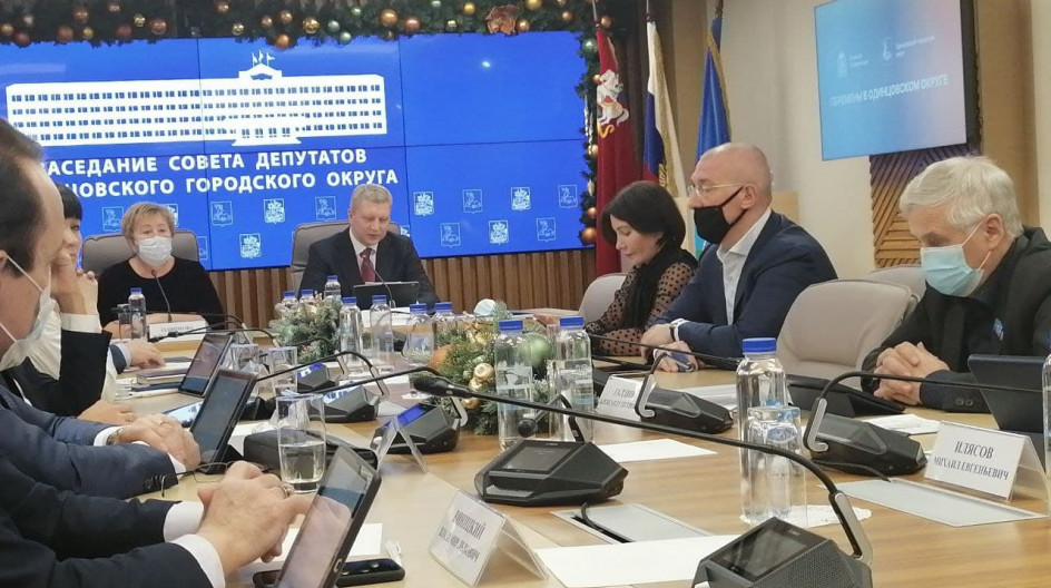 Алексей Солдатенко принял участие в очередном заседании Совета депутатов