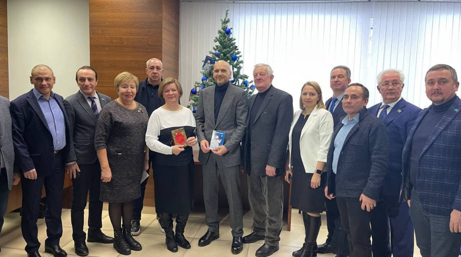 Алексей Солдатенко принял участие в старте благотворительной акции "Ёлка желаний"