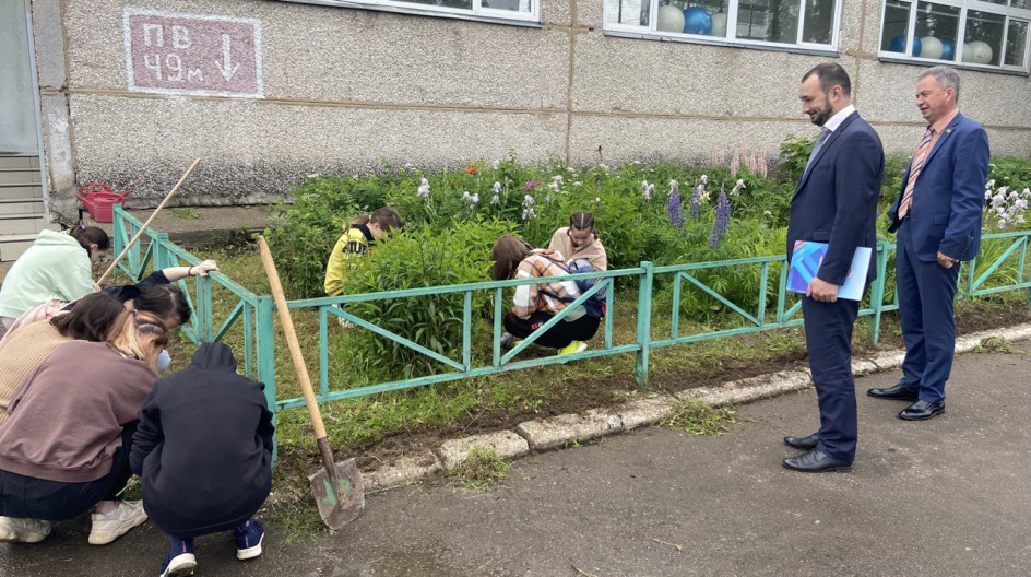 Алексей Солдатенко проконтролировал работу летнего оздоровительного лагеря в Голицынской школе №1